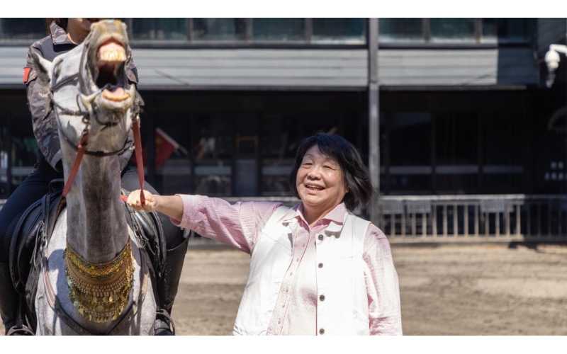 著名作家畢淑敏：新疆古生態(tài)園，值得來！